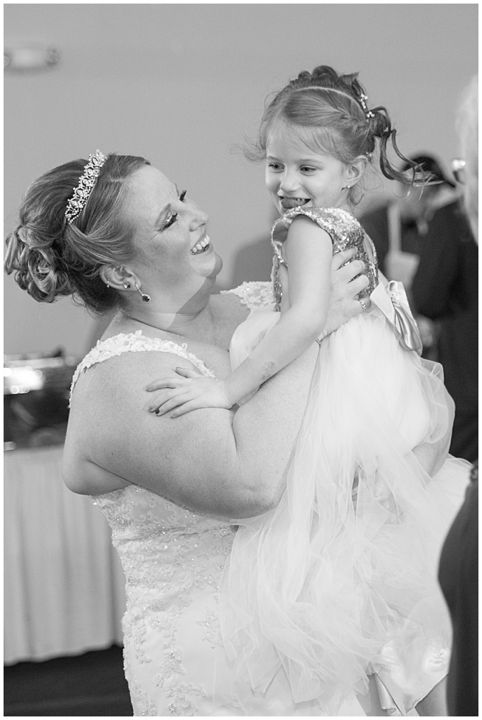 Winter Wedding Inspiration | Green and Gold Wedding Inspiration | Baltimore Maryland Wedding Photography | Photo by Richard and Tara Photography